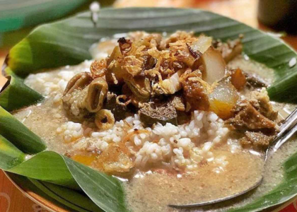 Mengenal Nasi Gandul Asal Pati