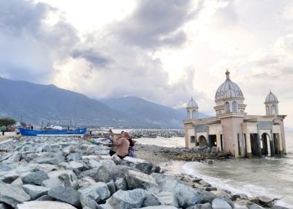 misteri mistos dibalik keindahan kota palu