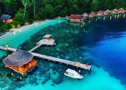 Wisata Menyelami Pesona Ambon Manise