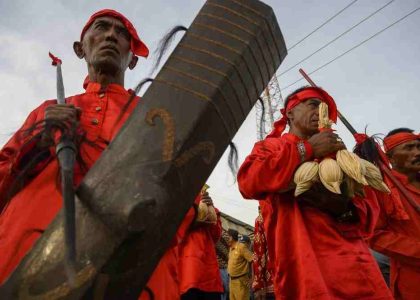 budaya Mombesara Upacara Adat Tolaki di Kendari