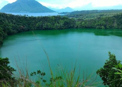 menjelajahi wisata misteri pulau ternate