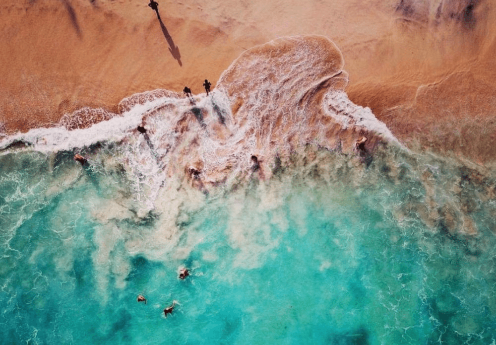 Hidden Gems Nusa Penida 2025: 7 Pantai Sepi Instagramable yang Belum Ramai Wisatawan